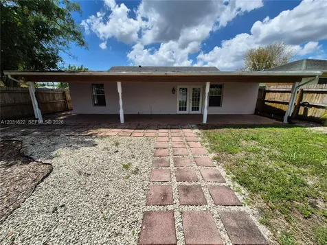 5653 Coconut Road West Palm Beach FL 33413
