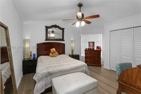 15240 SW 45th Terrace Miami FL 33185