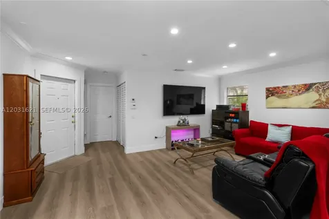 15240 SW 45th Terrace Miami FL 33185