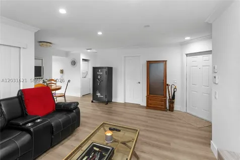 15240 SW 45th Terrace Miami FL 33185