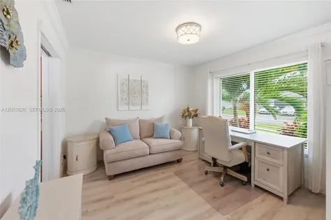 943 SW 149th Way Sunrise FL 33326