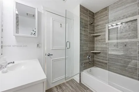 943 SW 149th Way Sunrise FL 33326