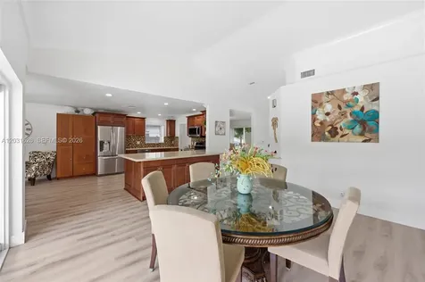 943 SW 149th Way Sunrise FL 33326