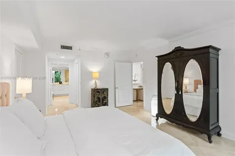 3400 SW 27th Avenue Miami FL 33133