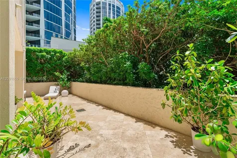 3400 SW 27th Avenue Miami FL 33133