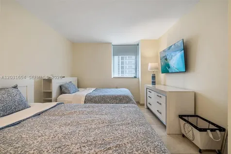 4779 Collins Avenue Miami Beach FL 33140