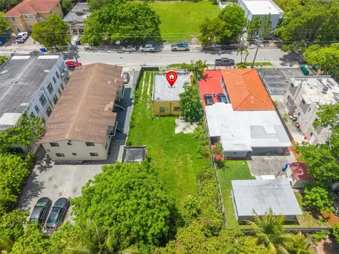 559 NW 34th Street Miami FL 33127
