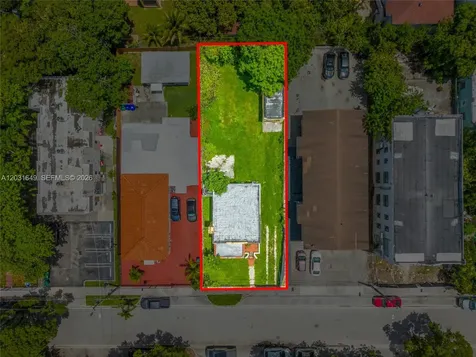 559 NW 34th Street Miami FL 33127