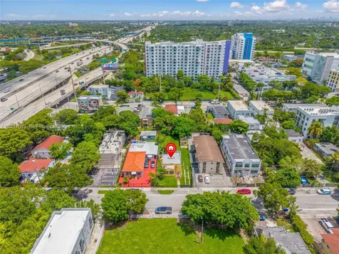 559 NW 34th Street Miami FL 33127