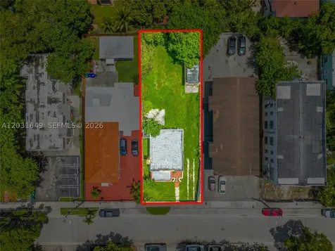 559 NW 34th Street Miami FL 33127