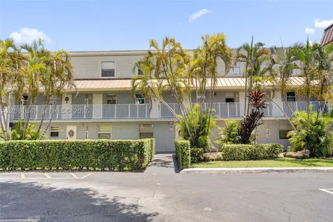 4600 SW 67 Avenue Miami FL 33155