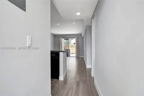 4600 SW 67 Avenue Miami FL 33155