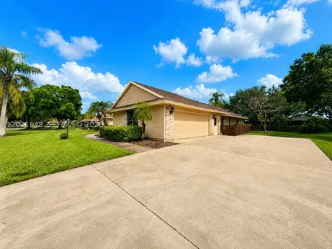 1401 W 56th Square Vero Beach FL 32966