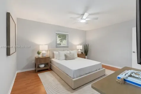 870 NE 35th Street Oakland Park FL 33334