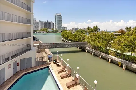 1674 Bay Road Miami Beach FL 33139