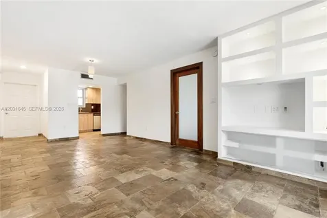1674 Bay Road Miami Beach FL 33139