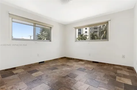 1674 Bay Road Miami Beach FL 33139