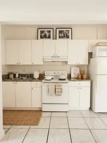 2745 W Okeechobee Road Hialeah FL 33010