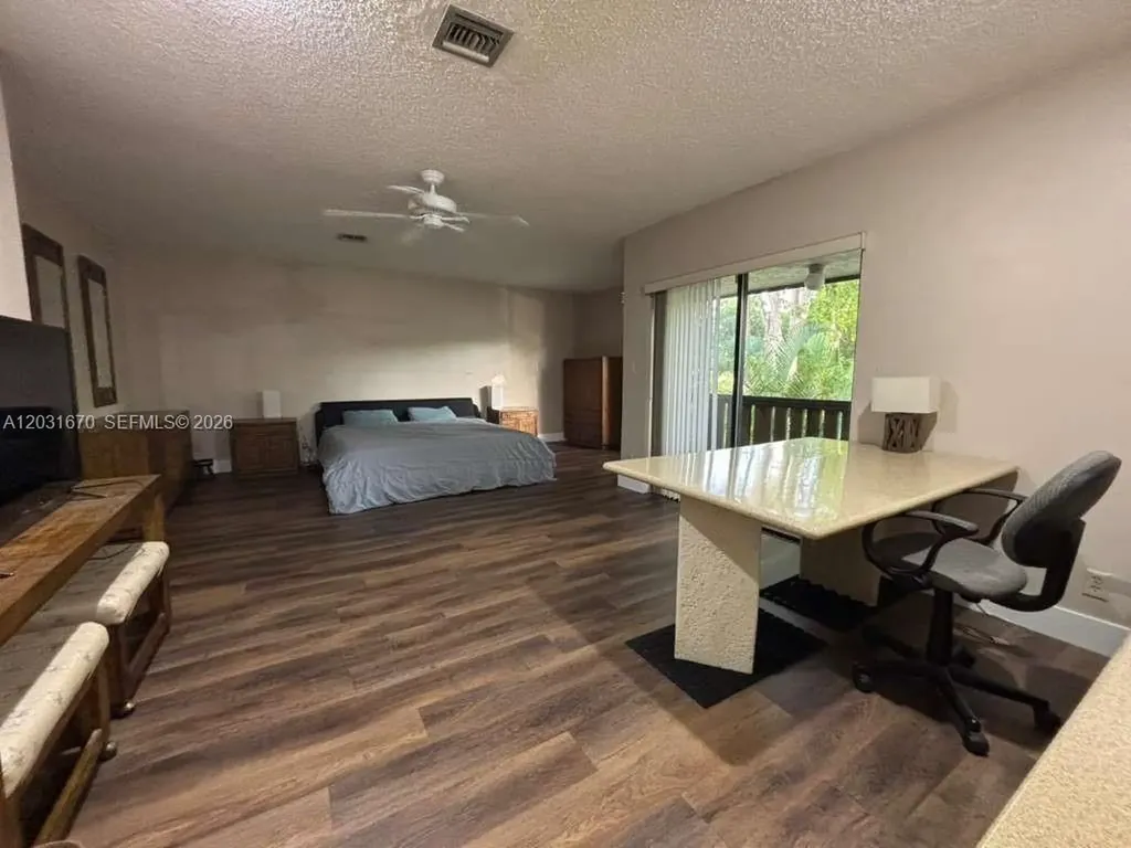 Coral Springs FL 33071