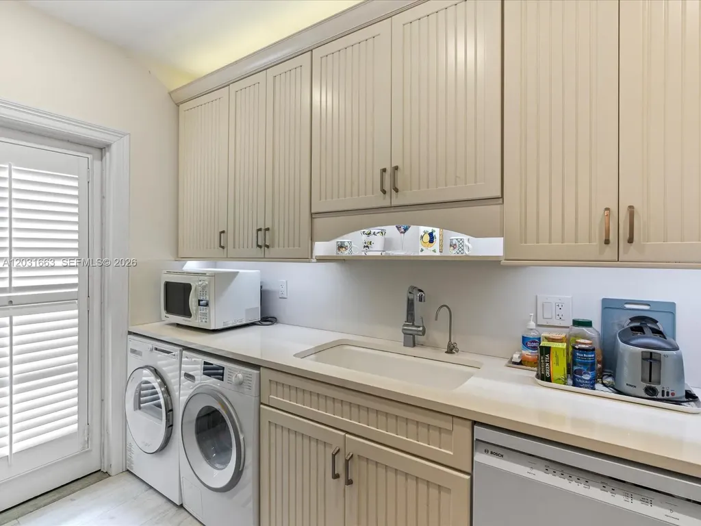2160 Ibis Isle Road Palm Beach FL 33480