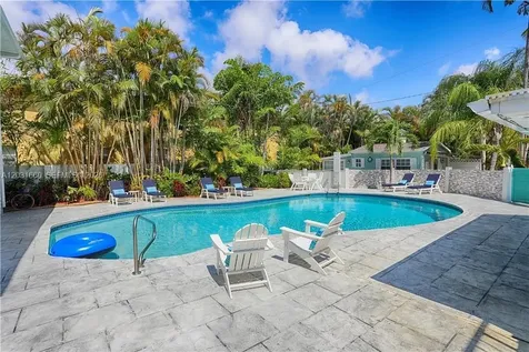 57 NE 24th Street Wilton Manors FL 33305