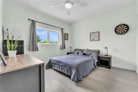 13257 SW 142nd Terrace Miami FL 33186