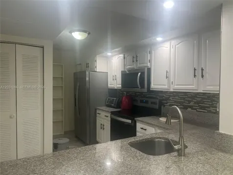 8580 SW 212th Street Cutler Bay FL 33189