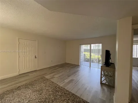 8580 SW 212th Street Cutler Bay FL 33189