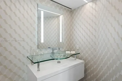 1643 Brickell Avenue Miami FL 33129