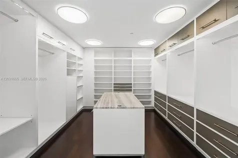 1643 Brickell Avenue Miami FL 33129