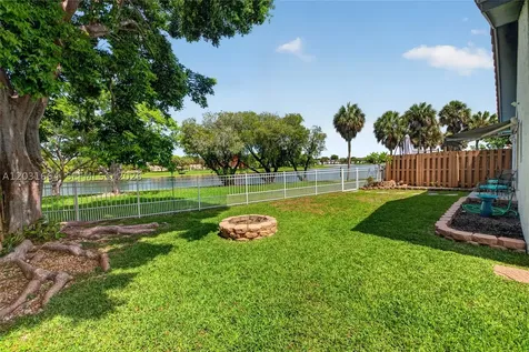 11038 SW 148th Place Miami FL 33196