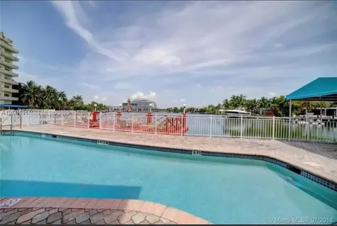 4740 Pine Tree Drive Miami Beach FL 33140