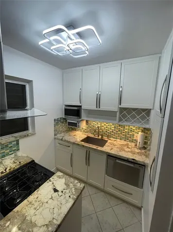 4740 Pine Tree Drive Miami Beach FL 33140