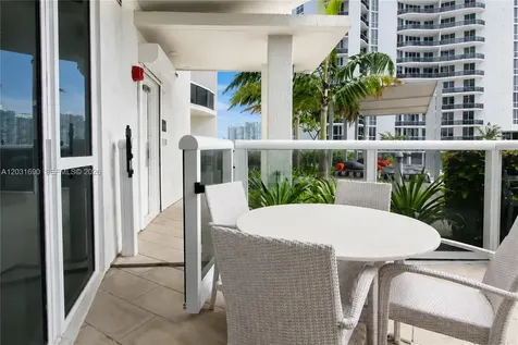 15811 Collins Avenue Sunny Isles Beach FL 33160