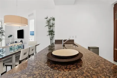 15811 Collins Avenue Sunny Isles Beach FL 33160