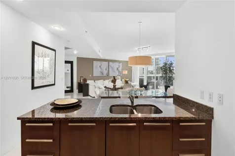 15811 Collins Avenue Sunny Isles Beach FL 33160