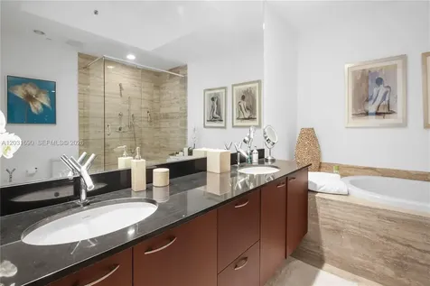 15811 Collins Avenue Sunny Isles Beach FL 33160