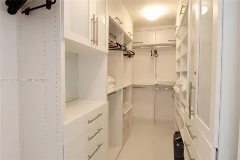 15811 Collins Avenue Sunny Isles Beach FL 33160