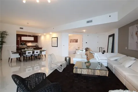 15811 Collins Avenue Sunny Isles Beach FL 33160