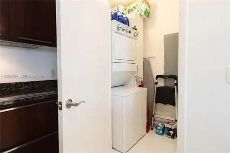 15811 Collins Avenue Sunny Isles Beach FL 33160