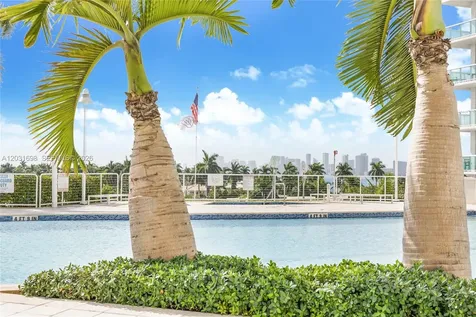 7910 Harbor Island Drive North Bay Village FL 33141