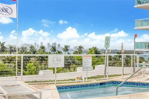 7910 Harbor Island Drive North Bay Village FL 33141