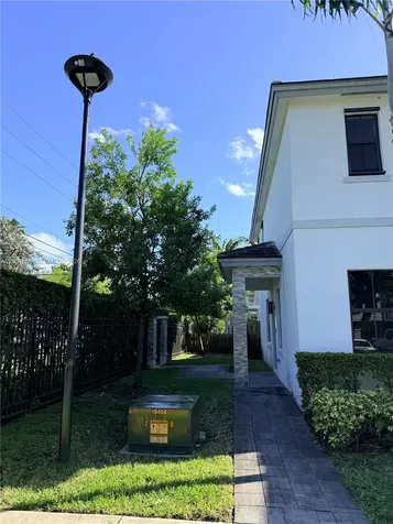 1502 SW 29th Street Fort Lauderdale FL 33315