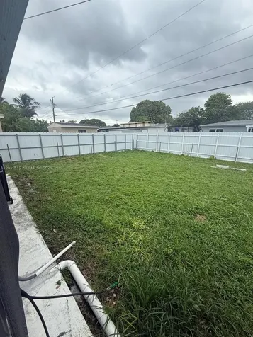 17800 NW 14th Place Miami Gardens FL 33169
