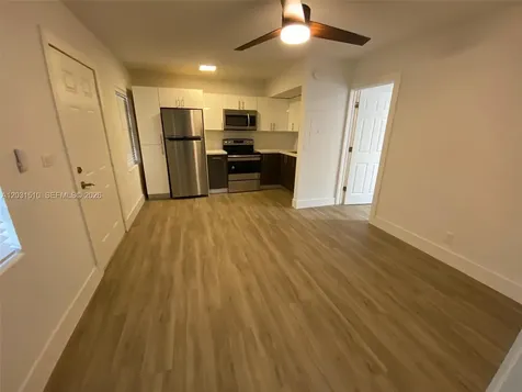 11310 Peachtree Drive Miami FL 33161