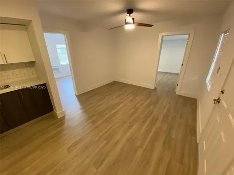 11310 Peachtree Drive Miami FL 33161