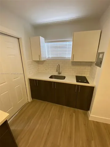 11310 Peachtree Drive Miami FL 33161