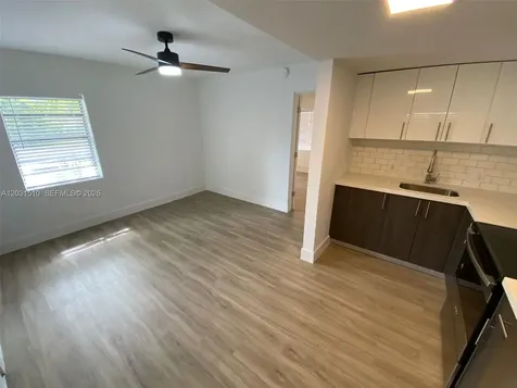 11310 Peachtree Drive Miami FL 33161