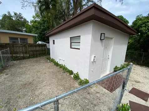 11310 Peachtree Drive Miami FL 33161