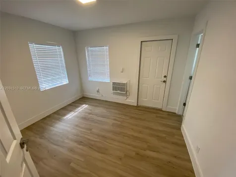 11310 Peachtree Drive Miami FL 33161